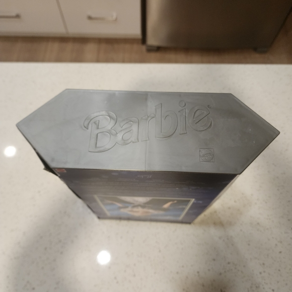 Mattel Special Millennium edition princess Barbie 2000 NIB - Picture 3 of 9